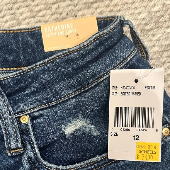 Kut from the Kloth Blue Jean Shorts - Picture 2 of 3